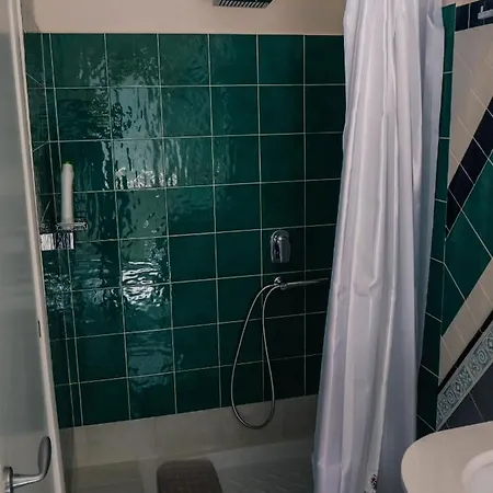 Oda ve Kahvaltı Casa Del Grifone 2*